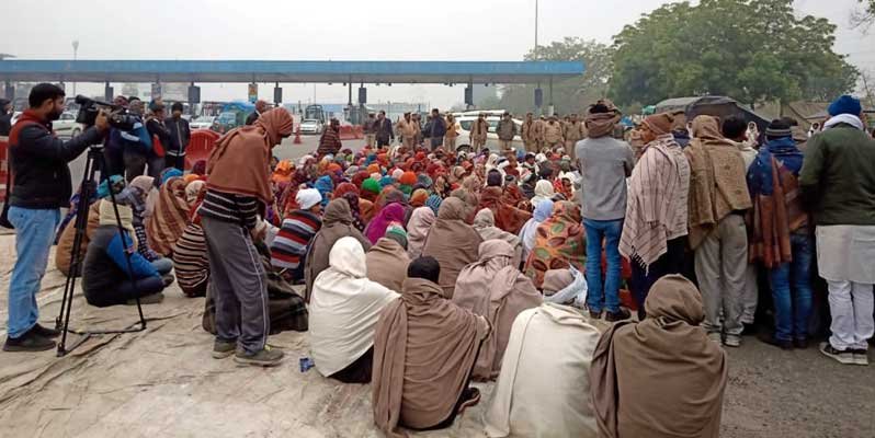 kisaan-dharna-dnd-flyover