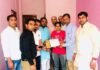 सुखवीर प्रधान शिक्षा समिति के सदस्यों ने ग्रेटर नोएडा में मेधावी विद्यार्थियों को किया सम्मानित