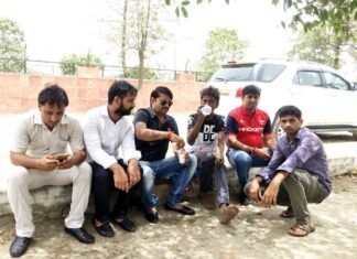 असली समाज सेवा कर रही है ग्रेटर नोएडा की एक्टिव सिटीजन टीम