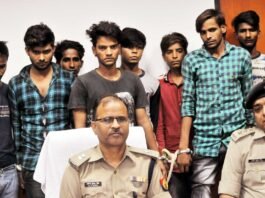 नोएडा पुलिस के हत्थे चढ़ा ऑटो में बैठा कर सवारियों को लूटने वाला गैंग
