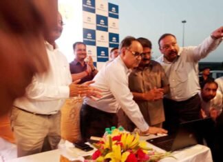 सीईओ आलोक टंडन द्वारा ग्रेनो एक्सप्रेसवे पर स्मार्ट स्ट्रीट लाइट प्रोजेक्ट का उद्घाटन