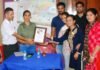 नौसेना की ले0 कमांडर वर्तिका जोशी श्रीनगर गढ़वाल मे, छात्र-छात्राओं से साझा किये अपने अनुभव