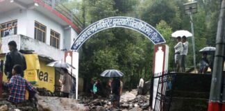 पिथौरागढ़ जिले के मुनस्यारी बंगापानी में बादल फटने से भारी तबाही मुनस्यारी