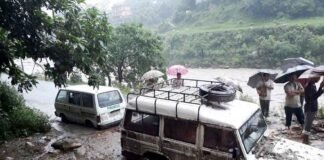 उत्तराखण्ड मे बारिश का कहर: कपकोट में घरों में पानी घुसा 5 मवेशियों की मौत बारिश