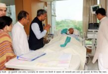 पूर्व मुख्यमंत्री एनडी तिवारी की हालत नाजुक, सीएम त्रिवेन्द्र सिंह रावत पहुंचे मैक्स अस्पताल तिवारी
