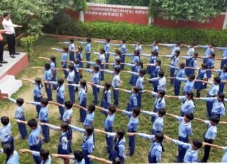सामाजिक संगठन महिला उन्नति संस्था द्वारा पौधरोपण पौधरोपण