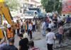 सामाजिक संगठनों की पहल से जगत फार्म मार्किट में अतिक्रमण पर चला प्रशासन का डंडा अतिक्रमण