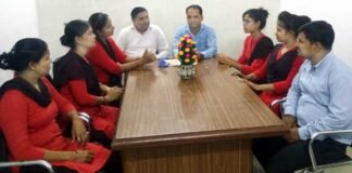 “एक दीप शहीदों के नाम” विषय पर गोष्टी का आयोजन dr-rahul-verma-mahila-unnti-sanstha