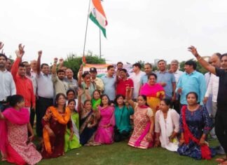 स्वतंत्रता दिवस की पूर्व संध्या पर ग्रेटर नोएडा मे “एक दीप शहीदों के नाम” independence-day
