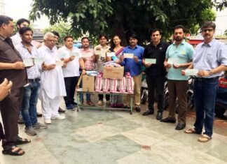केरल बाढ़ पड़ितों के लिए आगे आये ग्रेटर नोएडा की एक्टिव सिटीजन टीम एवं व्यापार मंडल kerla-help