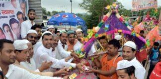 साम्प्रदायिक सौहार्द की अनूठी मिसाल: मुस्लिम समाज कर रहा है शिव भक्तों का स्वागत shiv-bhakt