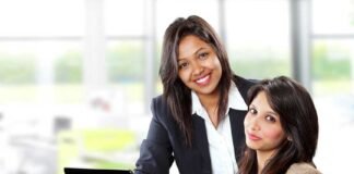 ऑफिस में काम करने वाली महिलाओं के लिए 10 स्किन फ्रेंडली टिप्स skin-friendly-tips