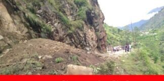 उत्तरकाशी के पास दर्दनाक सड़क हादसा, 13 लोगों के मरने की आशंका uttarkashi-tempo-accident