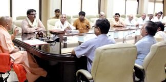 जेवर इंटरनेशनल एयरपोर्ट से प्रभावित किसानों का प्रतिनिधिमंडल मुख्यमंत्री से मिला yamuna-kisaan-cm-meeting