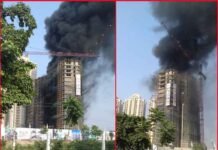 ग्रेटर नोएडा के जीटा-1 स्थित ATS बिल्डिंग में लगी आग ATS-TOWER