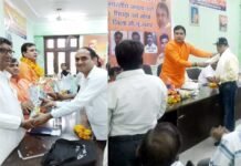 भाजपा पिछड़ा वर्ग मोर्चा द्वारा आयोजित सामाजिक प्रतिनिधि सम्मेलन में जेपीएस रावत सम्मानित jps-rawat