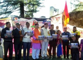 दिवाळि बग्वलि का दिन उरोली गौं मा गढ़कवि सम्मेलन garhkavi-sammelan