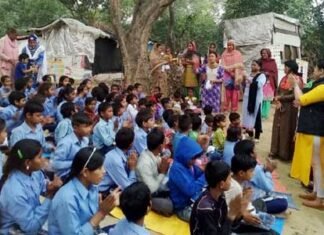 इनर व्हील क्लब ने गरीब बच्चों को बांटे गरम कपड़े inner-wheel-club-greater-no