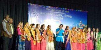 उत्तराखंडी “कौथिग 2018” में पहाड़ के रंग में रंगा जेएनयू कैंपस kauthig-2018-jnu-campus