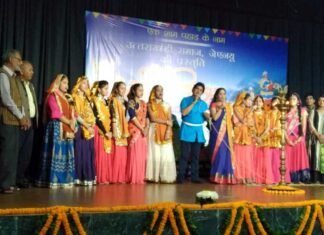 उत्तराखंडी “कौथिग 2018” में पहाड़ के रंग में रंगा जेएनयू कैंपस kauthig-2018-jnu-campus