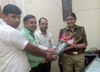 महिलाओं की सुरक्षा को लेकर महिला उन्नति संस्था ने थाना प्रभारी से मुलाकात की mahila-unnati-sanstha