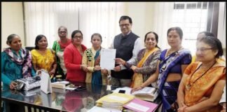 सीडीओ से मिला महिला शक्ति उत्थान समिति का प्रतिनिधिमंडल, सामूहिक विवाह कार्यक्रम में फर्जीवाड़े पर जताया विरोध mahila-uttan-samiti-cdo-greater noida