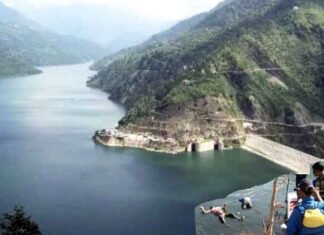 टिहरी झील में तैरते हुए मिले दो शव, 10 दिन पहले ट्रक सहित डूबे थे तीन लोग tehri-lake-Two-bodies-found
