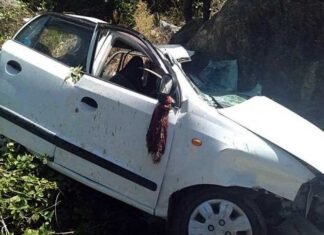 उत्तरकाशी में एक और सड़क हादसा, कार खाई में गिरी, तीन लोगों के मरने की खबर uttarkashi-car-accident