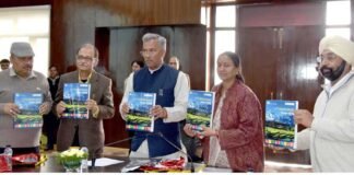 मुख्यमंत्री ने किया “उत्तराखंड विजन 2030” डॉक्यूमेंट का विमोचन Uttarakhand-Vision-2030