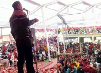 “नवांकुर गढ़साहित्य एवं सांस्कृतिक कला मंच” द्वारा जखोली में काव्य गोष्ठी kavi-sammelan