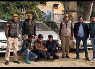 दिल्ली-एनसीआर में लूटपाट करने वाले गैंग के तीन बदमाश गिरफ्तार, पांच कार व एक बाइक बरामद loot-gang
