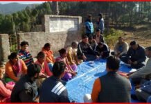 पौड़ी जनपद के घुसगली खाल में पारंपरिक मकरैण मेले की तैयारियां शुरू makrain-mela-ghusgali-khal