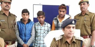 अथॉरिटी गोल चक्कर से तीन मोबाइल लुटेरे गिरफ्तार mobile-robbers