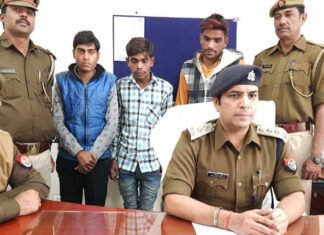 अथॉरिटी गोल चक्कर से तीन मोबाइल लुटेरे गिरफ्तार mobile-robbers