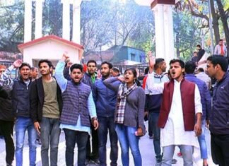जयपुर शिफ्ट होंगे एनआईटी श्रीनगर के छात्र: एमएचआरडी nit-srinagar-students