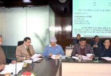 जनता से जुड़े मामलों को दी जाये शीर्ष प्राथमिकता, फाईल मूवमेंट में तेजी लायें: मुख्यमंत्री Issues-related-to-public