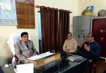 राष्टीय समग्र शिक्षा अभियान में शिक्षक अखिलेश चमोला ने नशा उन्मूलन पर किया वाचन akhilesh-chamola