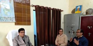 राष्टीय समग्र शिक्षा अभियान में शिक्षक अखिलेश चमोला ने नशा उन्मूलन पर किया वाचन akhilesh-chamola