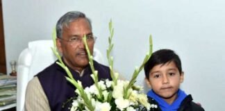 विराट कोहली के नन्हे फैन अथर्व नौटियाल ने मुख्यमंत्री त्रिवेन्द्र सिंह रावत से की शिष्टाचार भेंट atharv-nautiyal