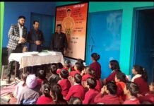 बेटा-बेटी में भेदभाव किए बिना दोनों को दें समान शिक्षा, लड़कियां हर क्षेत्र में लहरा रही परचम beti-bachao-beti-padhao