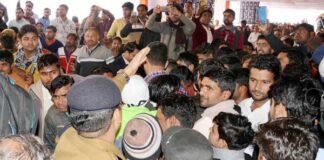 एक्वा लाइन मेट्रो के उद्घाटन पर ग्रेनो के डिपो स्टेशन पर अव्यवस्था का आलम metro-innauguration