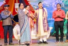 मुंबई कौथिग के अंतिम दिन कौथिग में पहुंचे माताश्री मंगला जी एवं भोलेजी महाराज mumbai-kauthig-bhole-ji-maharaj