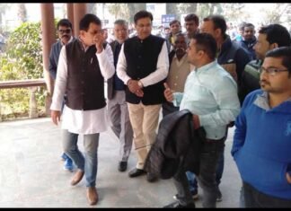 उत्तराखण्ड में बीजेपी के पूर्व सभासद के बेटे ने कांग्रेस नेता को दिन-दहाड़े गोली मारी rudrpur-murder-case