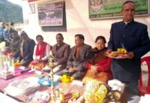 बिलखेत (सांगुड़ा) गिंदी मेला: लंगूर पट्टी मनियासयूँ पर पड़ी भारी sangura-gindi-mela