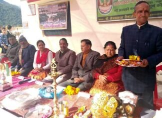 बिलखेत (सांगुड़ा) गिंदी मेला: लंगूर पट्टी मनियासयूँ पर पड़ी भारी sangura-gindi-mela