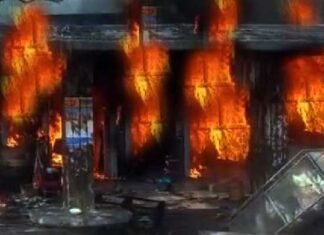 उत्तरकाशी के मोरी में भीषण आग से छह दुकानें जलकर राख shop-caught-fire-in-uttarkashi