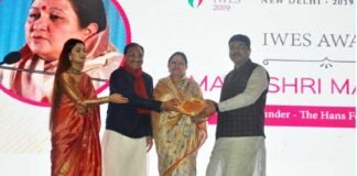 महिला सशक्तिकरण के लिए कार्य कर रही समाजसेवी माता मंगला को लाइफ टाइम अचीवमेंट अवार्ड mata-mangla-hans-foundation
