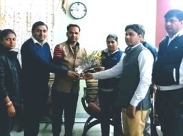 32वीं रैंक हासिल कर नोएडा की निधि शर्मा बनीं पीसीएस अधिकारी, लगा बधाईयों का तांता nidhi-sharma-up-pcs
