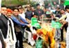 सामाजिक संगठनों द्वारा शहीदों को श्रधांजलि, आतंकवादियों का फूंका पुतला, पाकिस्तान की निकाली अर्थी pakistan-shav-yatra