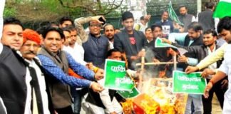 सामाजिक संगठनों द्वारा शहीदों को श्रधांजलि, आतंकवादियों का फूंका पुतला, पाकिस्तान की निकाली अर्थी pakistan-shav-yatra